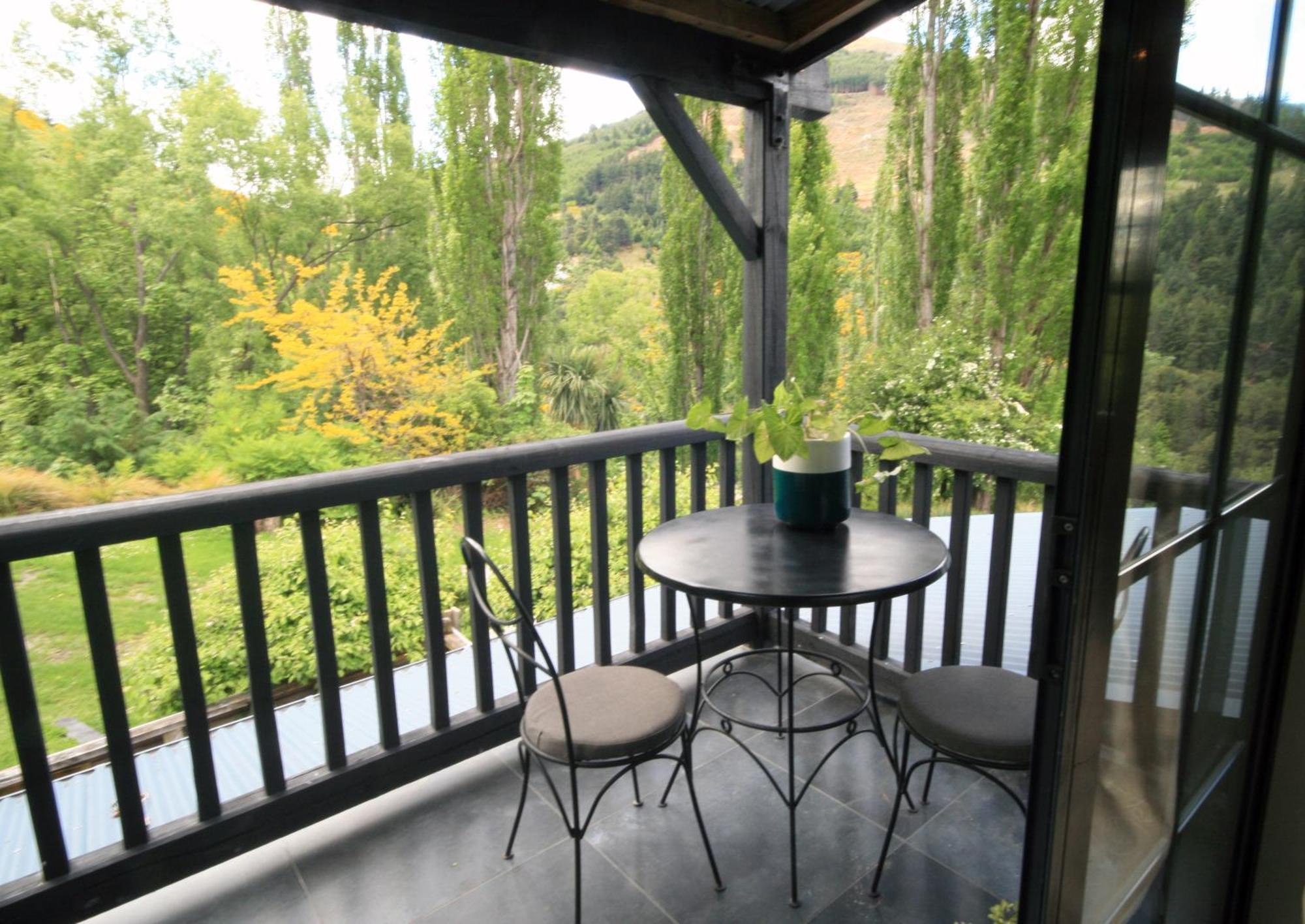Moonlight Escape Lodge Queenstown Exterior photo